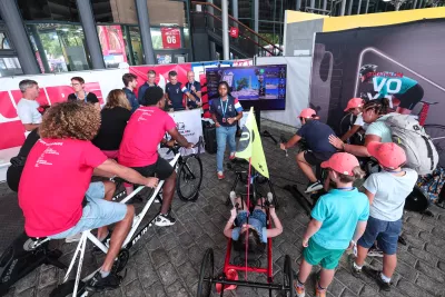 Session d'initiation dans la triathlon immersive room 